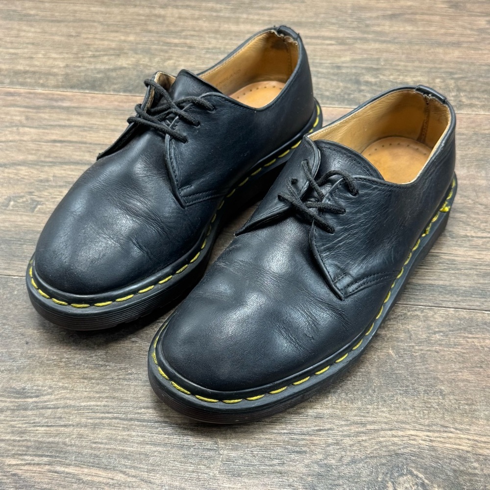Dr. Martens Shoes Shoes Womens Size 4 Black Leather Derby Oxford Boots England